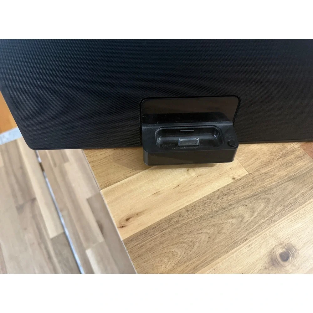 Sony RDP-XF100iP iPod Dock Speaker System‎ Black w/ Partial Power Adapter